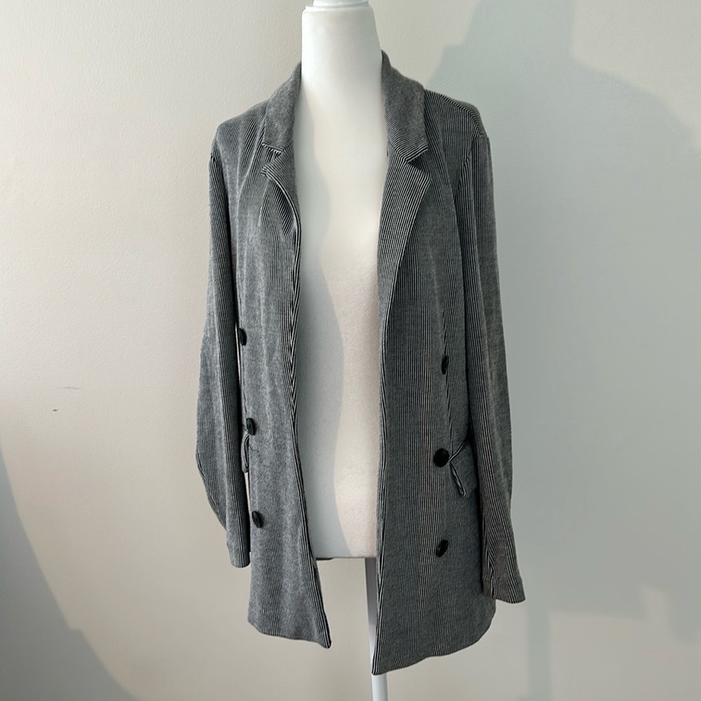 Striped comfy business casual women’s blazer jacket